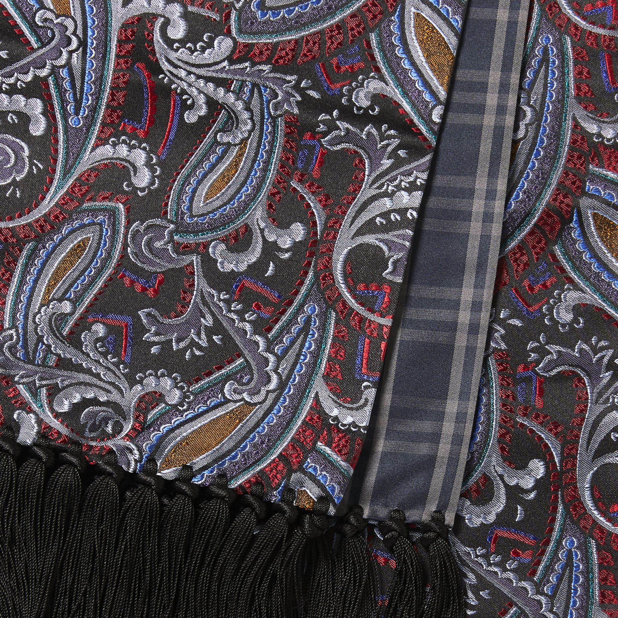 シルクマフラー