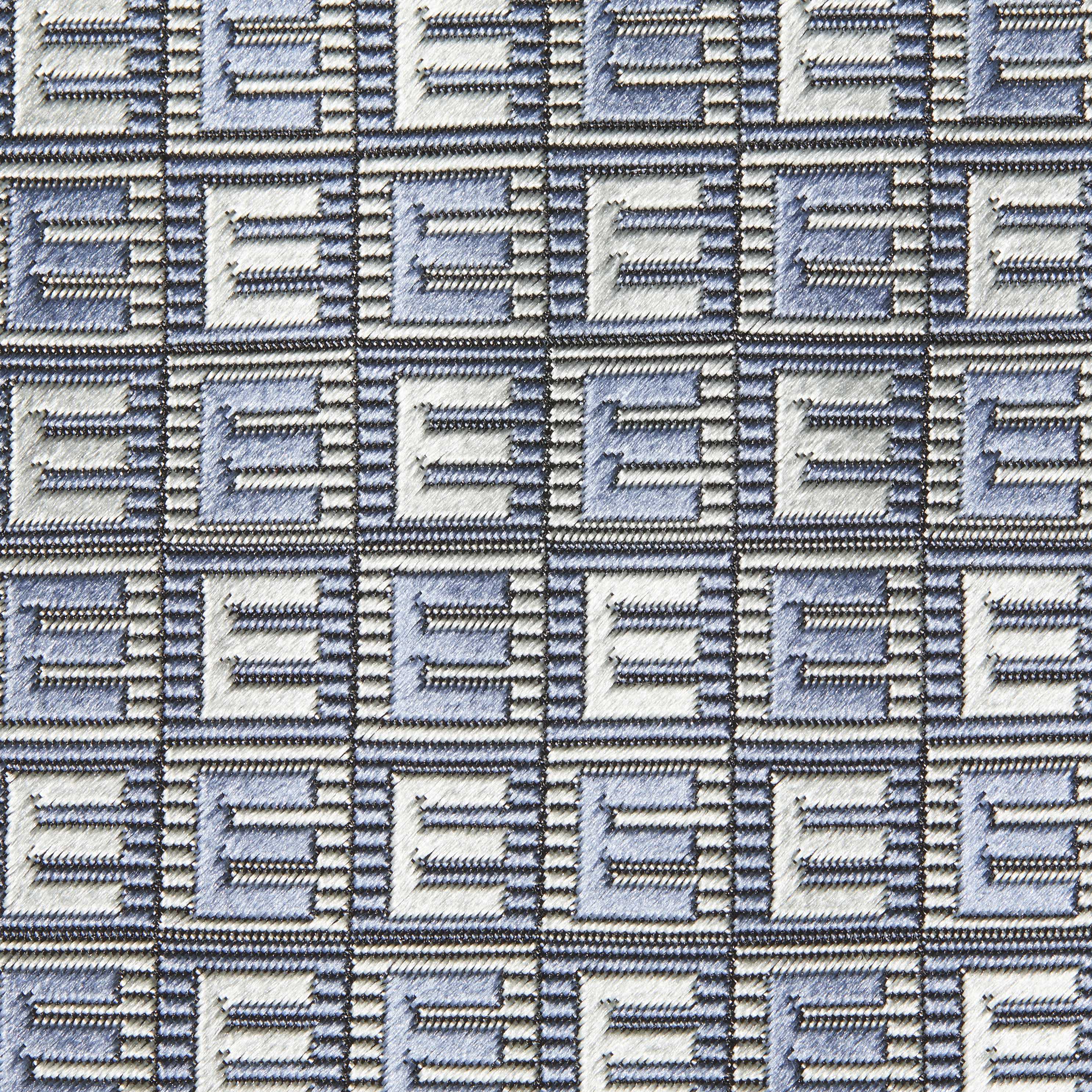 イニシャルタイE