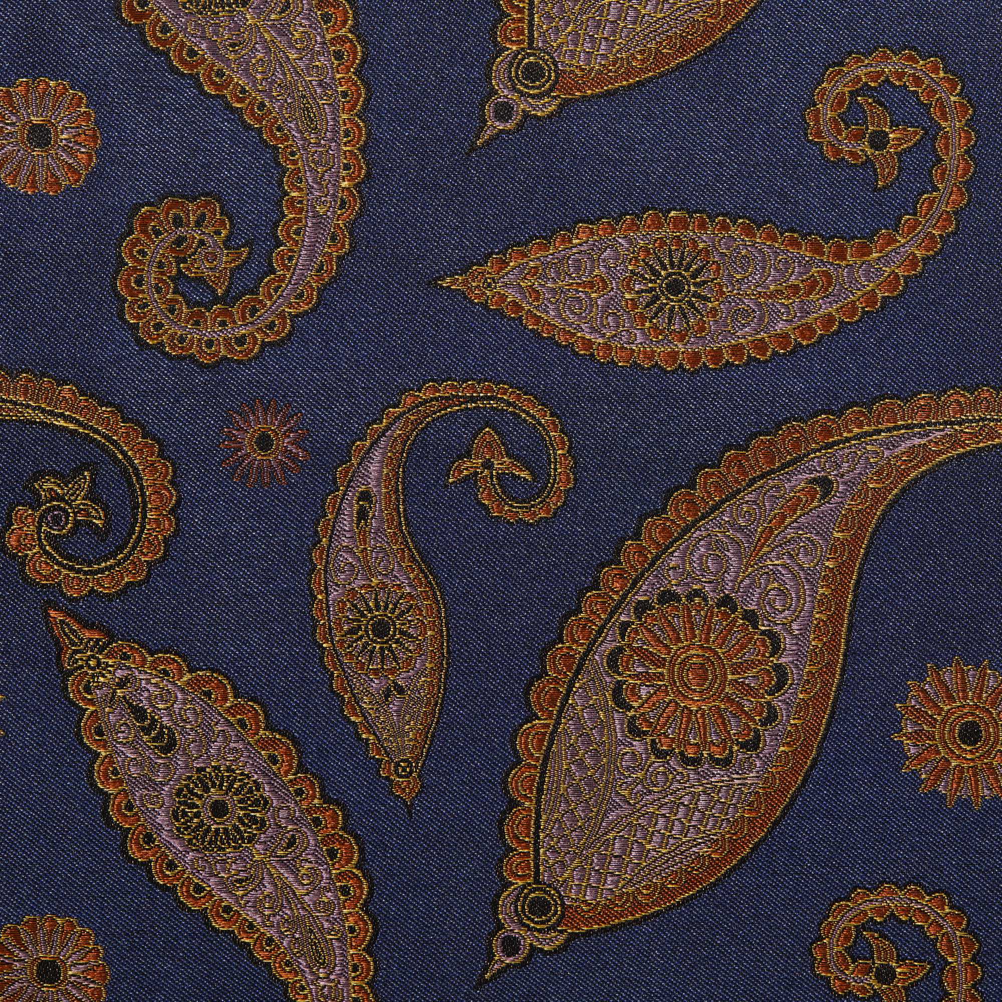 ペイズリーのアスコットタイ