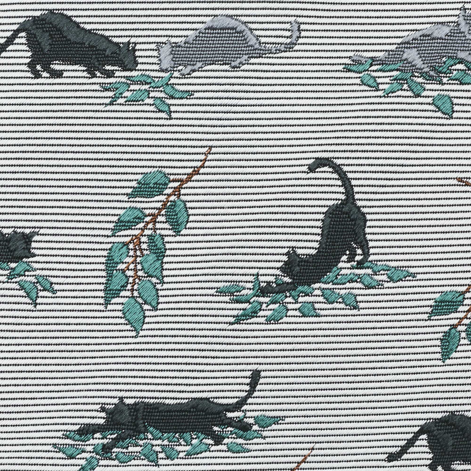 ネコとマタタビ