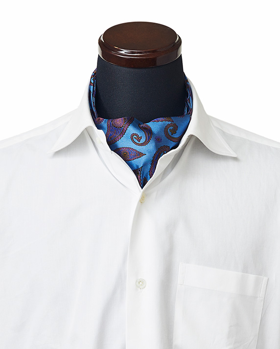 アスコットタイの巻き方10