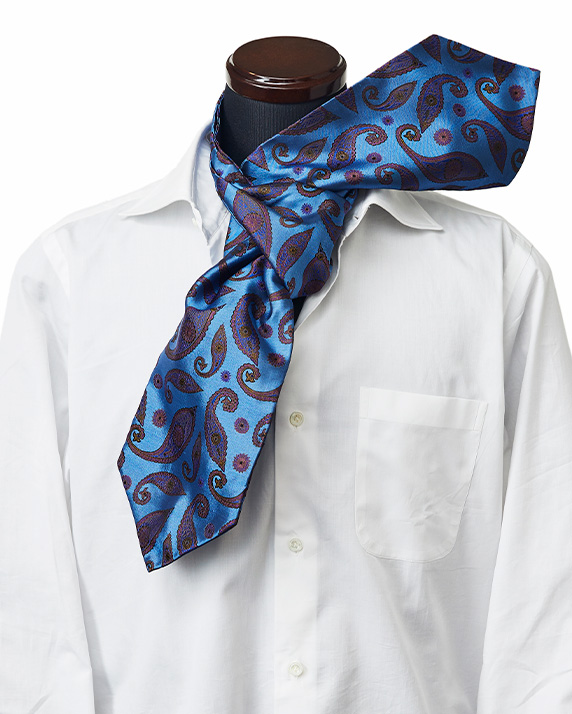 アスコットタイの巻き方5