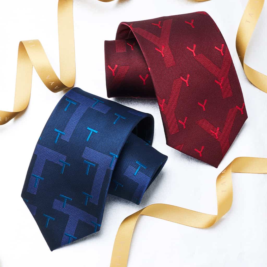 イニシャルタイ新作コレクション