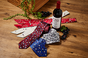 田崎真也氏監修ワイン柄の商品