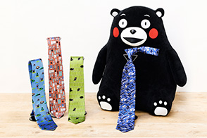 くまモンコラボのネクタイ