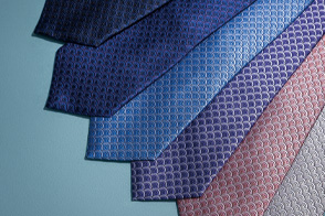 縁起柄「青海波」文様のネクタイ